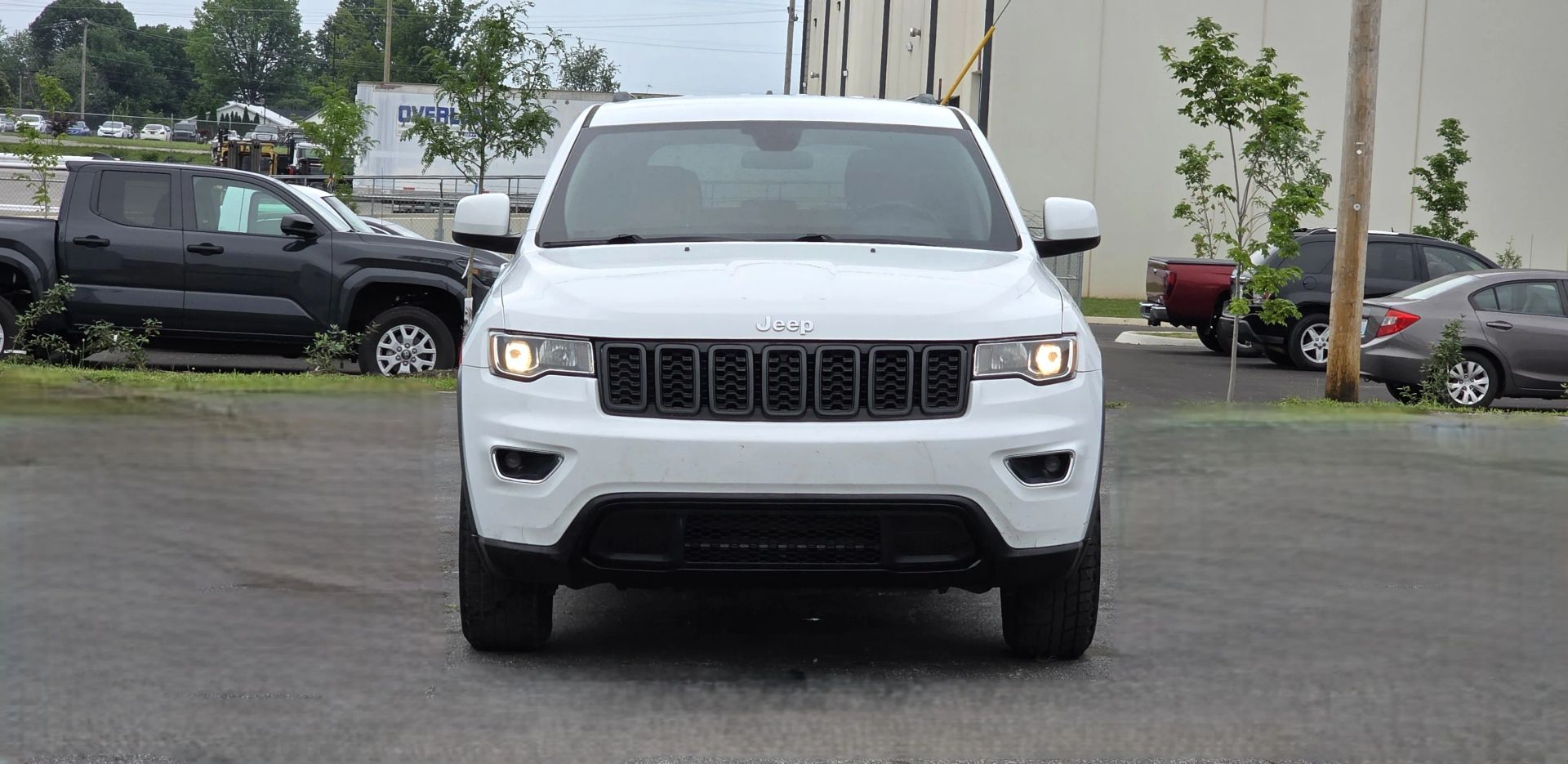 jeep grand cherokee 2018 1C4RJEAG2JC197203 image jeep grand cherokee 2018 1C4RJEAG2JC197203 image